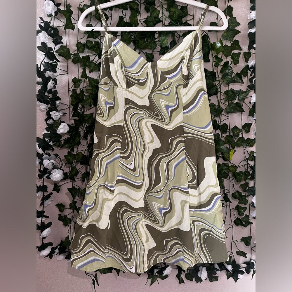 GREEN MULTICOLORED DRESS